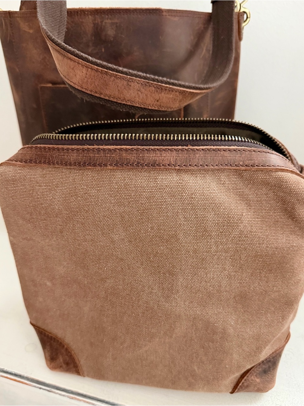 Brown Leather Bucket Shoulder Bag - Picture 3 of 7